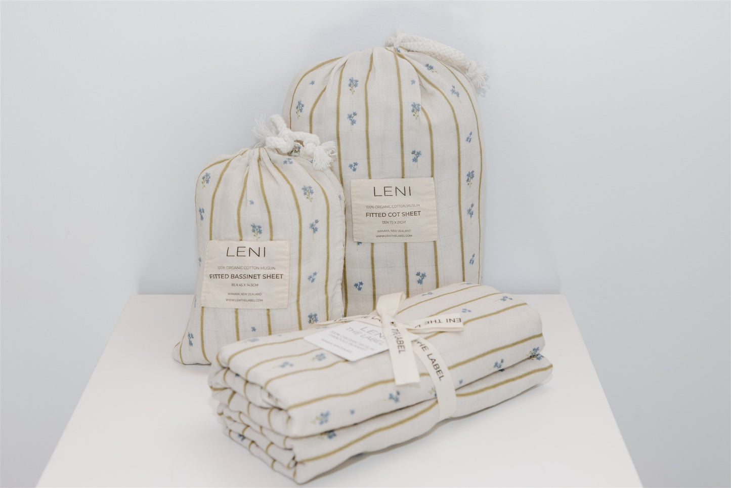 Fitted Bassinet Sheet | Forget Me Not