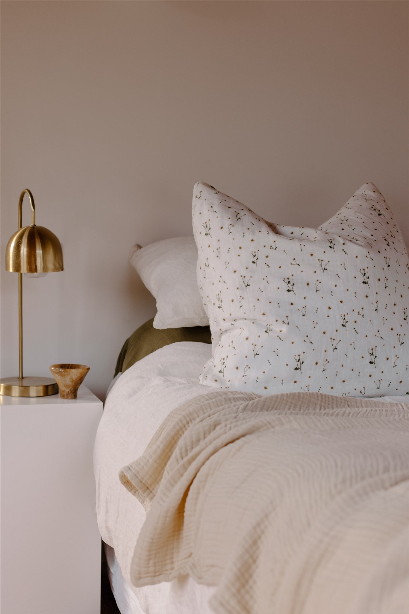 Organic Euro Pillowcase | Daisy